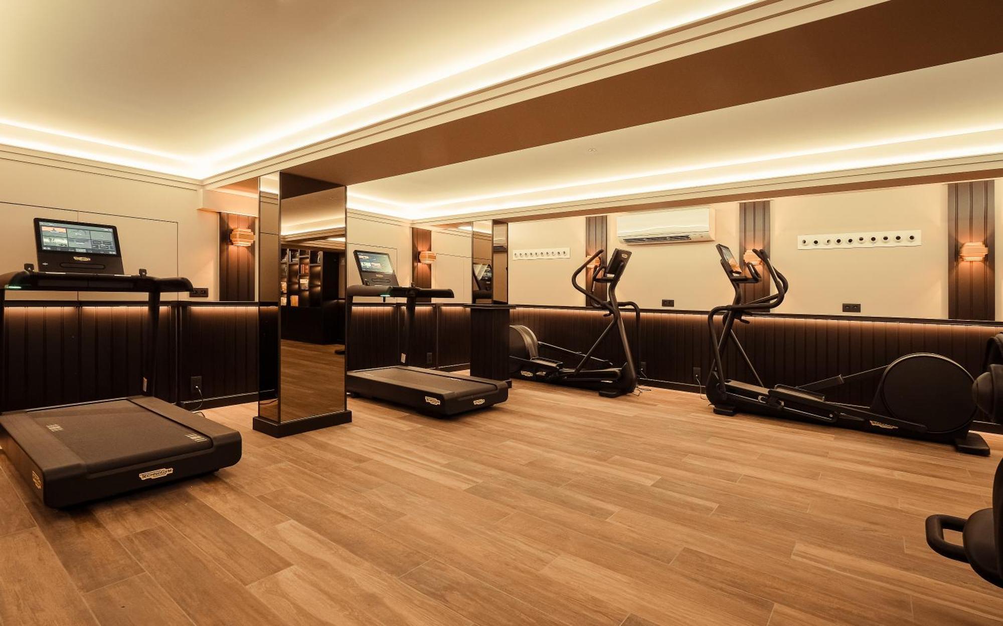 Harmon House - Hotel & Spa Saint-Gilles Екстериор снимка